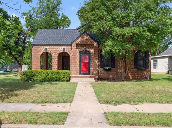 204 S Nueces St, Coleman, TX 76834