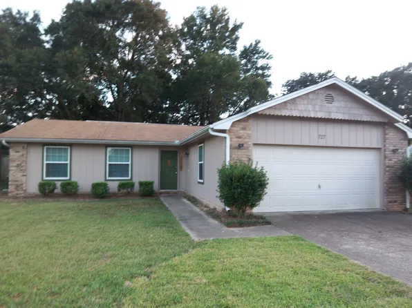 727 Valley Ridge Way, Pensacola, FL 32514