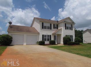527 Easton Dr, Locust Grove, GA 30248