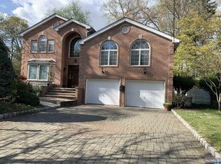 245 Demarest Ave, Closter, NJ 07624