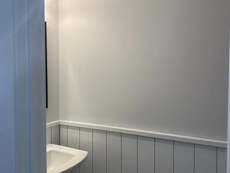 1/2 bathroom downstairs
