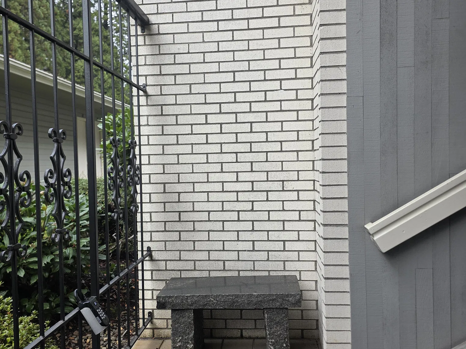 2 bed, 1359 sqft, $1,895 — Photo 4