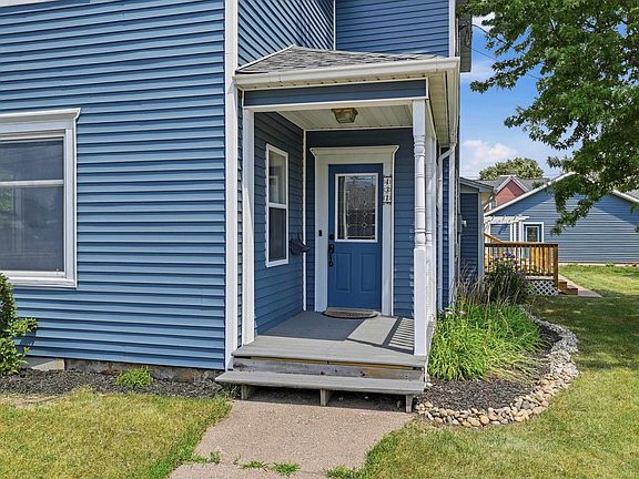 3rd image of 431 9TH STREET SOUTH