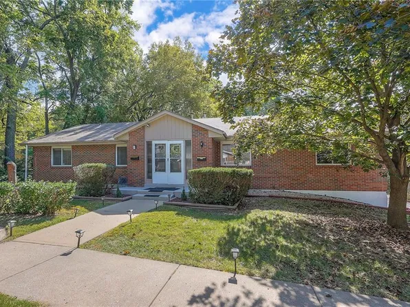 7909 Grandview St, Overland Park, KS 66204