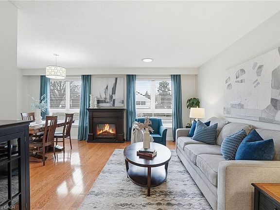 4th image of 676 Woodview Rd