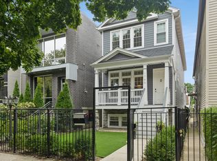 1746 N Artesian Ave, Chicago, IL 60647