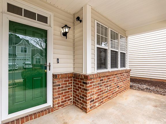 4th image of 8310 Chimneycap Dr