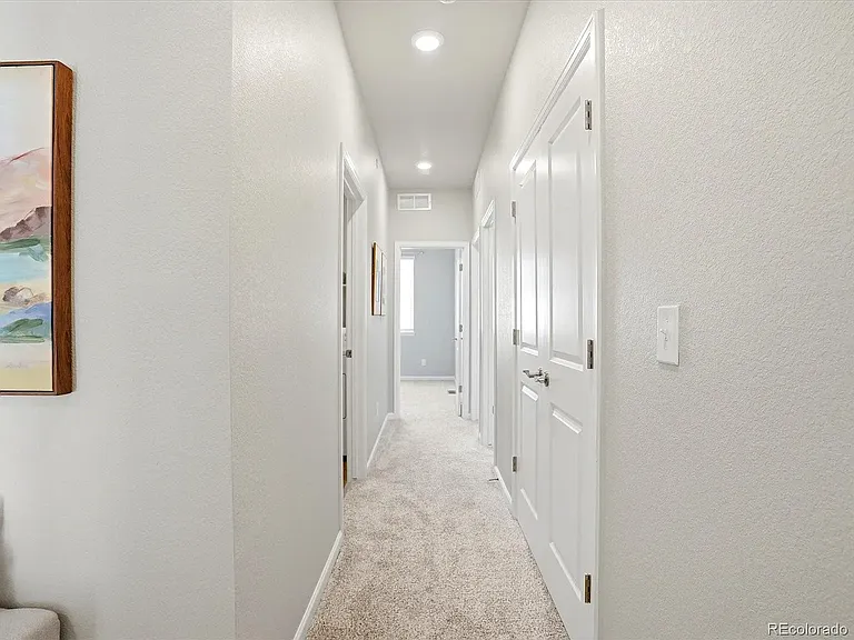 463 Millwall Cir — Photo 29
