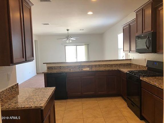 4th image of 40171 W Pryor Ln