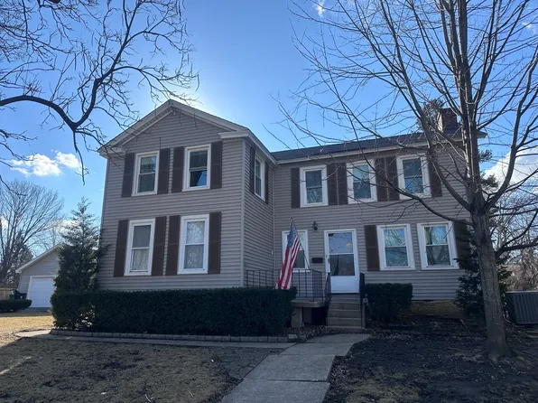 116 3rd St, Bloomingdale, IL 60108