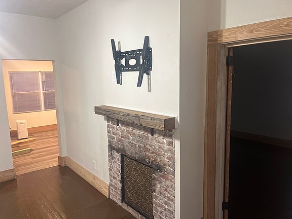 2nd image of 322 SW Nassau St APT 103