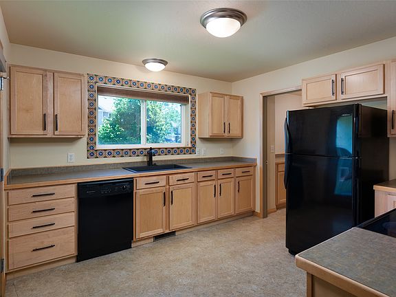 4th image of 2950 Warbler Way #2950C