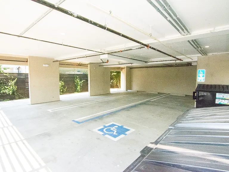 2006 S Corning St #3 — Photo 61
