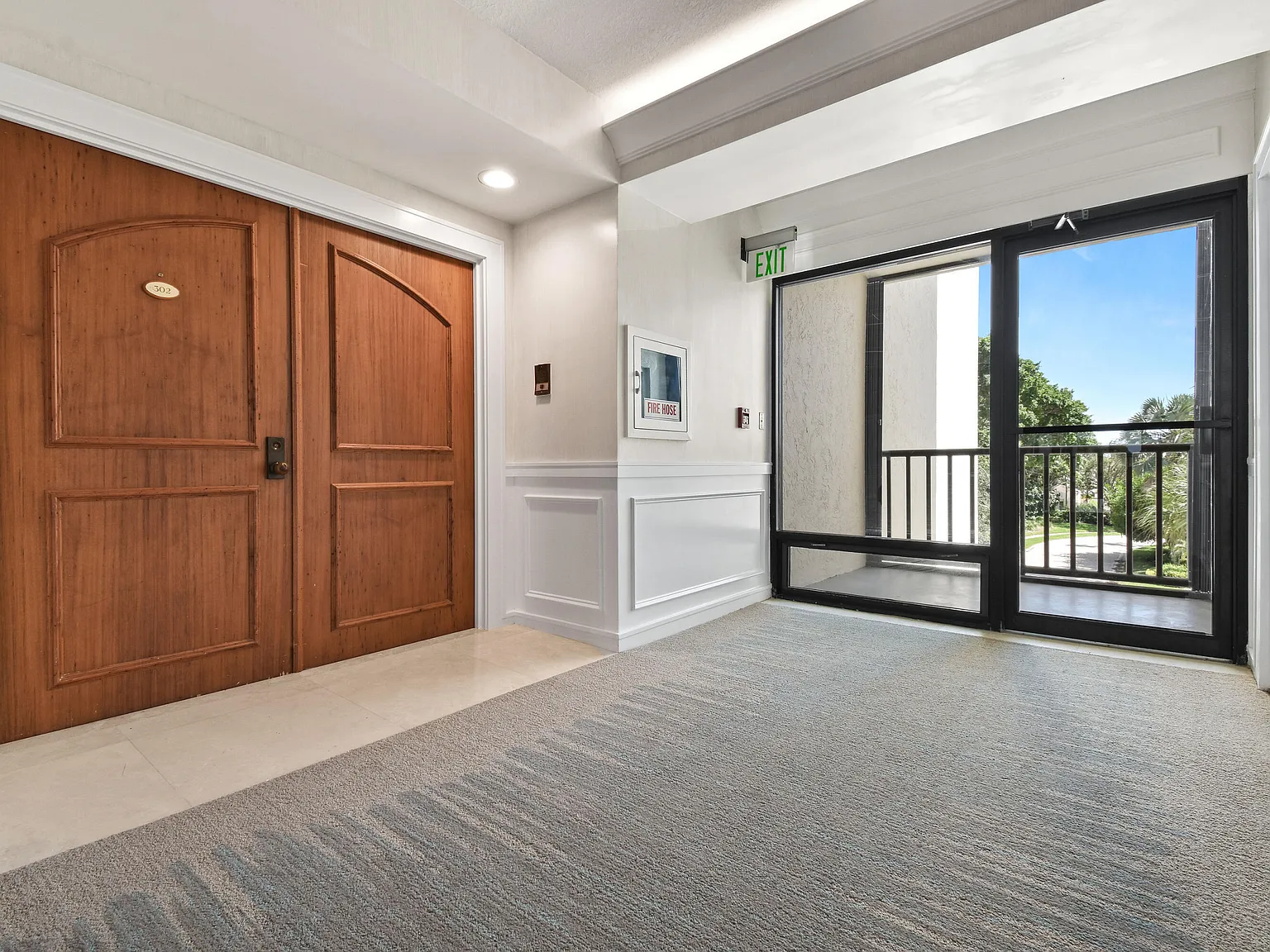 2 bed, 2.5 bath, 1763 sqft, $8,000 — Photo 4
