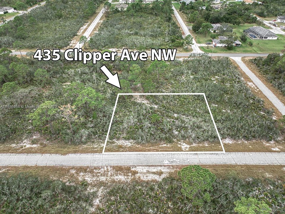 1st image of 435 Clipper Ave NW
