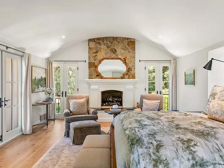 Primary suite-Main House