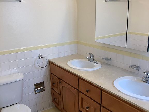 5th image of 1371 10th Ave APT 1