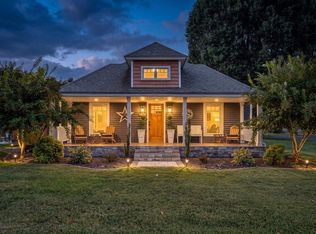 2408 Feather Rd, Vinton, VA 24179