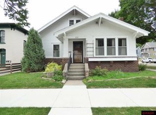 229 Carroll St, Mankato, MN 56001