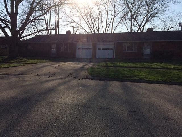 4051-4055 Royal Oak Dr.