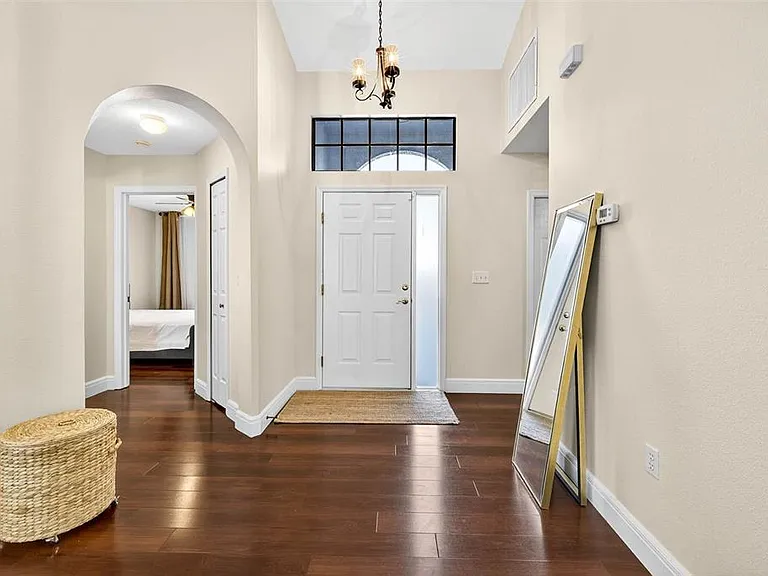 4180 Brentwood Park Cir — Photo 4
