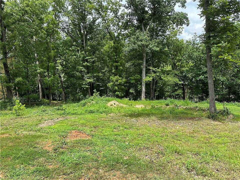2nd image of Manchester Dr #5