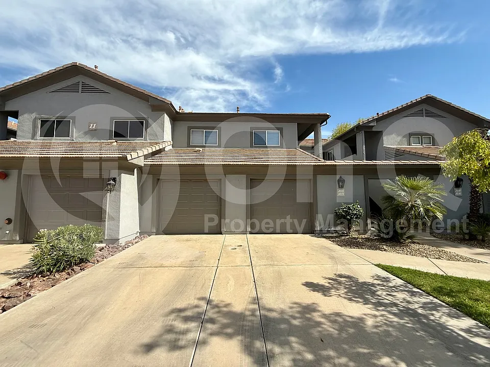 7401 W Arrowhead Clubhouse Dr #2035