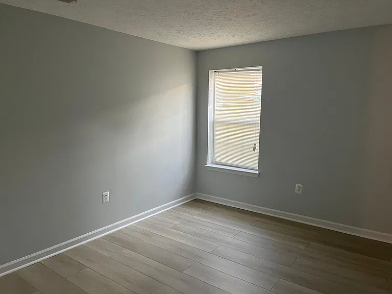 7981 Calvary Ct — Photo 7