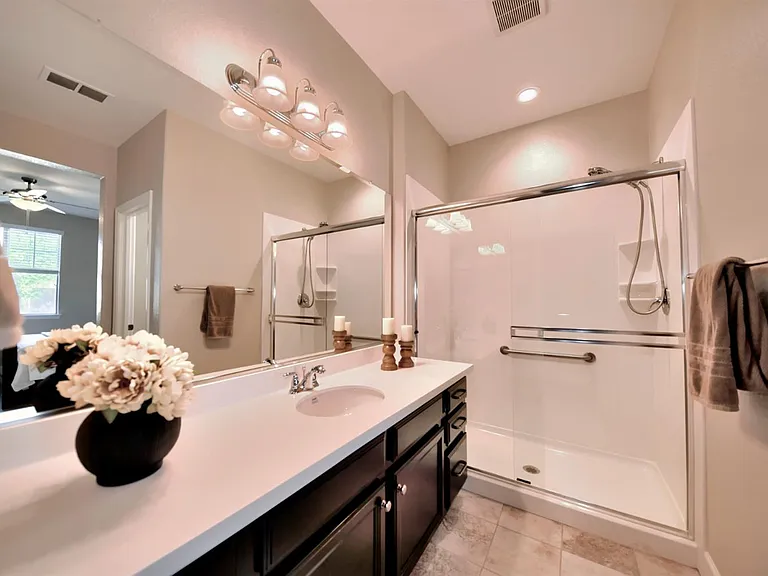 1734 Cranbrook Ct — Photo 9