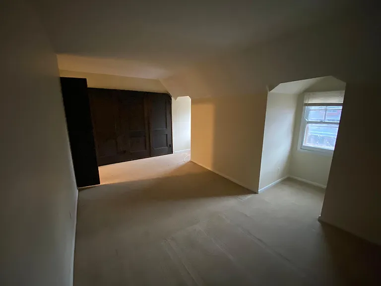70 Westminster Rd #5 — Photo 4