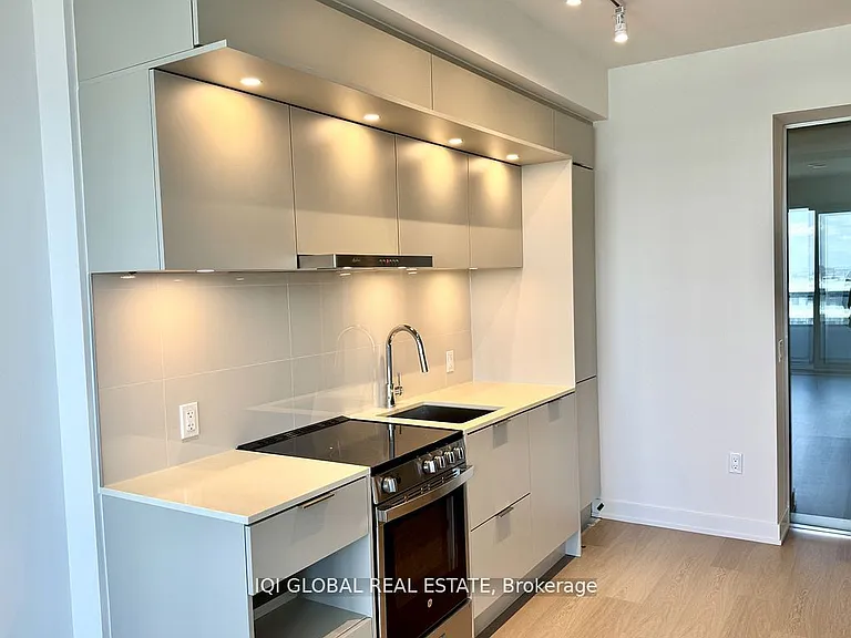 448 Burnhamthorpe Rd N #6506 — Photo 10