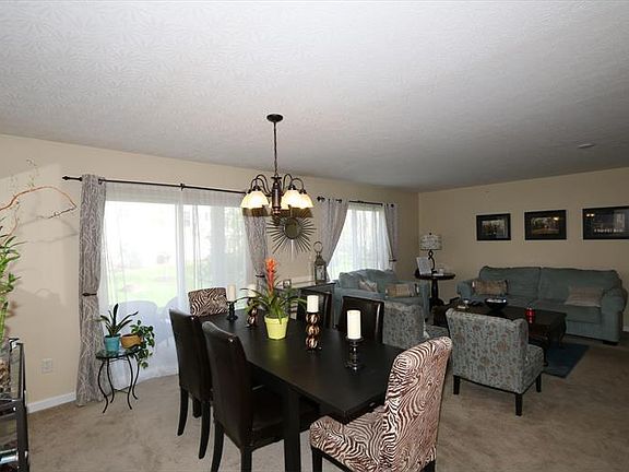 5th image of 7226 English Dr