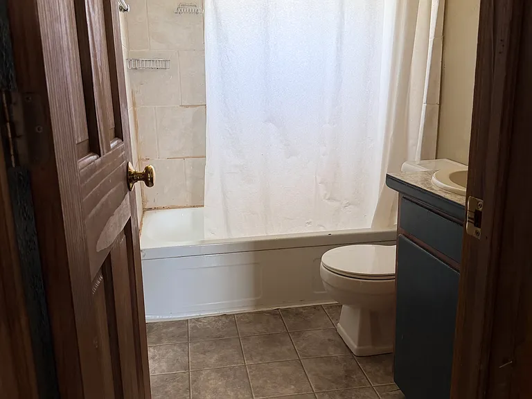 808 K St #4 — Photo 6