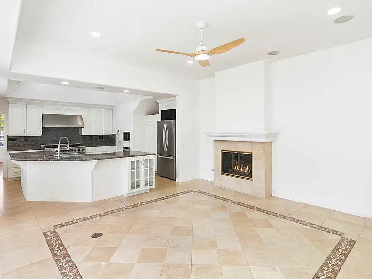 2025 E Balboa Blvd — Photo 29