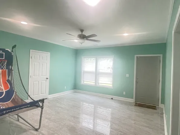 6880 Rocking Horse Ln, Cumming, GA 30040