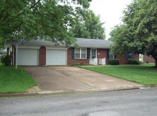 250 W Washington St, Hecker, IL 62248