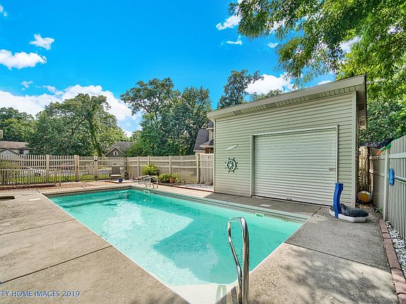 3rd image of 5600 Northcreek