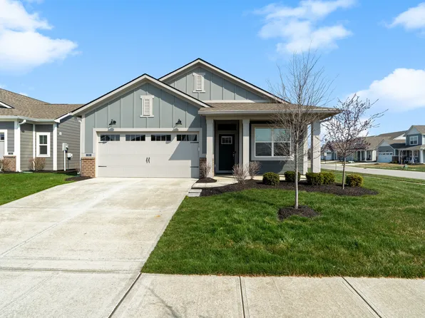 702 Ehrlich Ln, Westfield, IN 46074