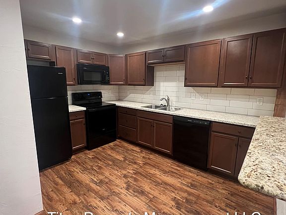 5th image of 1155 Racine Rd #2