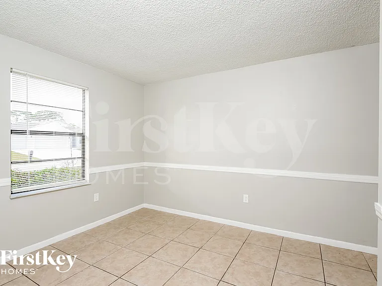 1061 Sally St SE — Photo 13