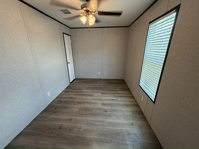 149 Lakeside Garden Cir #149 — Photo 28