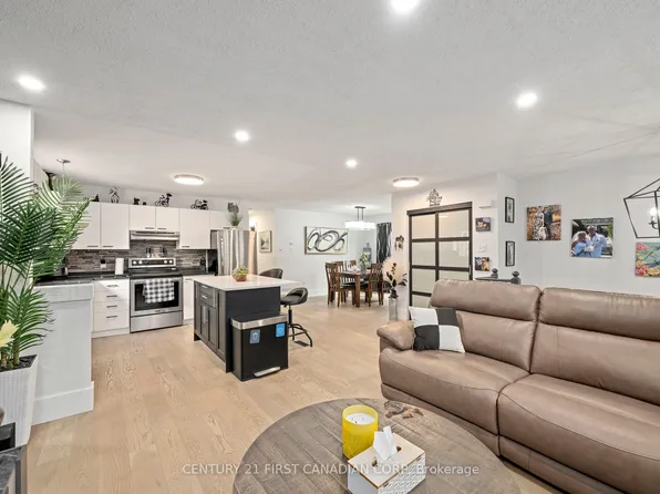 902 Railton Ave, London, ON N5V 4V9