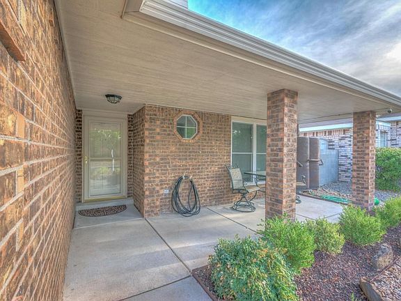 6300 Summerwood 1429