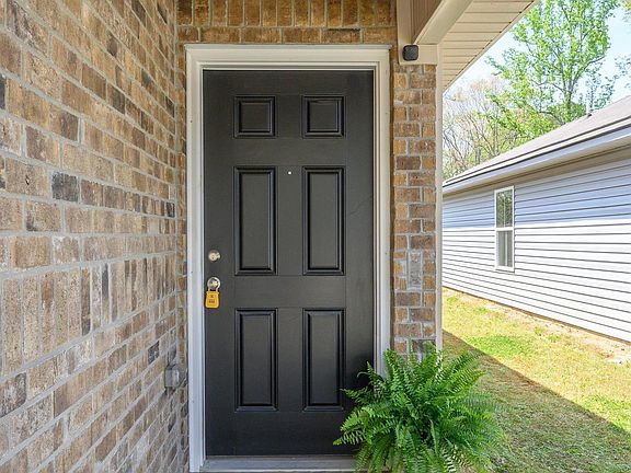 5th image of 2107 Kilpatrick Ln NW