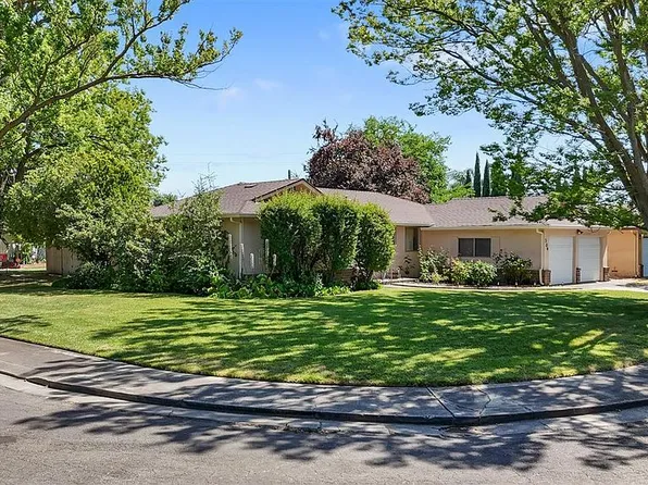 304 W Lincoln Rd, Stockton, CA 95207