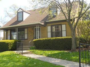 4260 S Taylor Ave, Milwaukee, WI