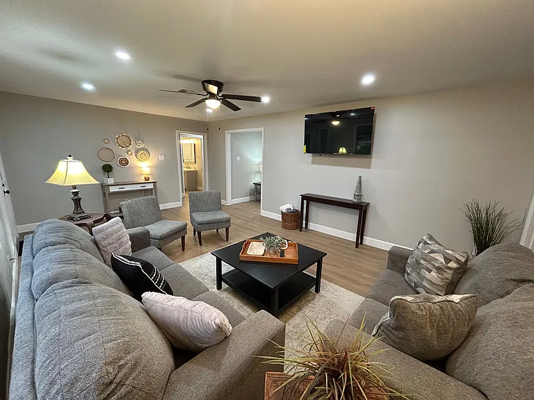 1503 Glenmar Ave — Photo 40