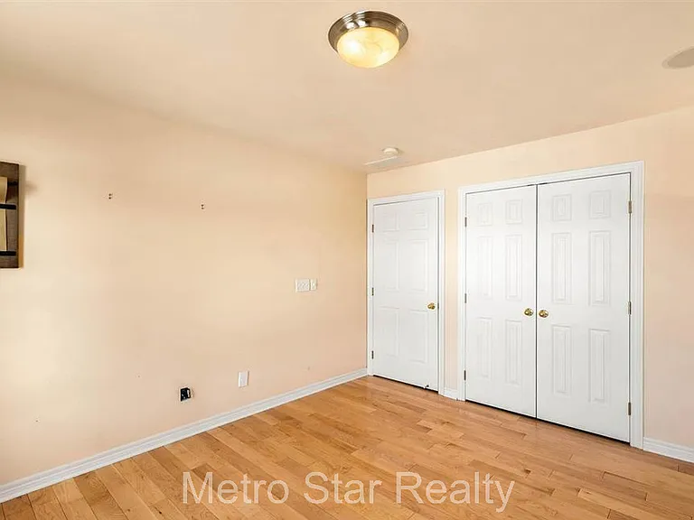 120 N Village Way — Photo 15