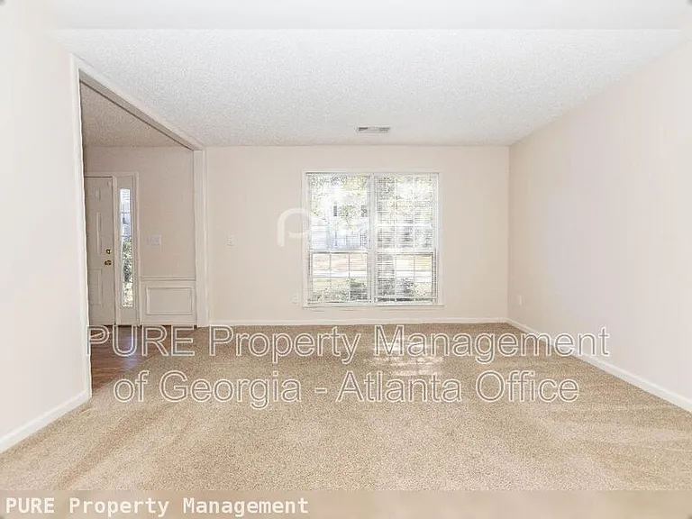 3468 Chastain Glen Ln NE — Photo 5