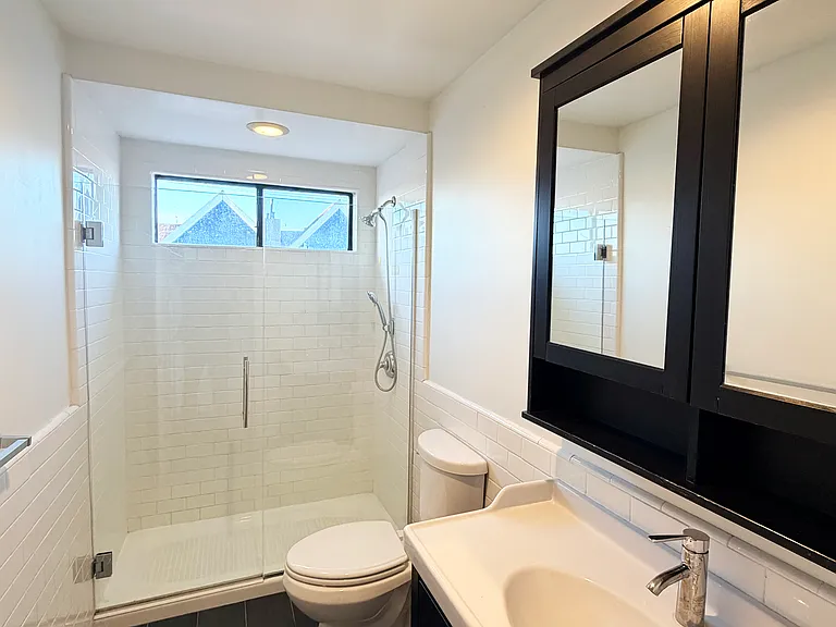 7305 Milwood Ave #5 — Photo 9